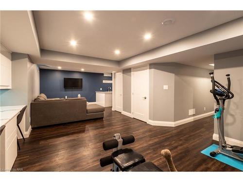 459 Silverwood Avenue, Welland, ON - Indoor Photo Showing Gym Room
