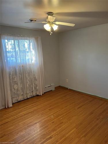 190 Christmas Street, Port Colborne, ON - Indoor Photo Showing Other Room