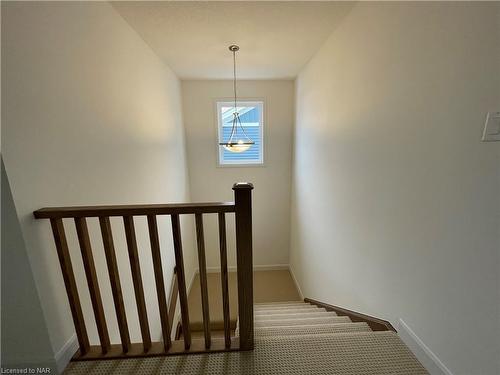 78 Beachwalk Crescent, Crystal Beach, ON - Indoor Photo Showing Other Room
