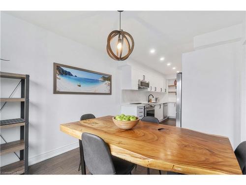 14 Rannie Court, Thorold, ON - Indoor Photo Showing Dining Room