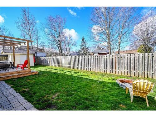 2539 Airline St Street, Fort Erie, ON - Outdoor With Deck Patio Veranda With Backyard
