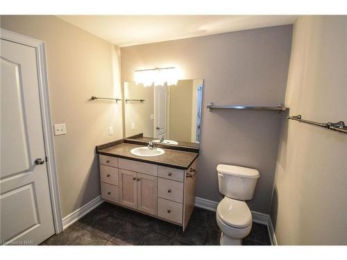 3947 Lower Coach Road, Stevensville, ON - Indoor Photo Showing Bathroom