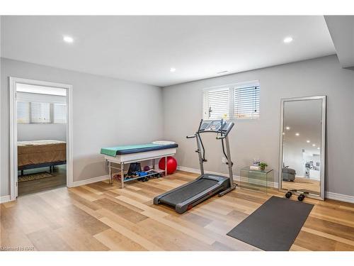 925 Queenston Road, Niagara-On-The-Lake, ON - Indoor Photo Showing Gym Room