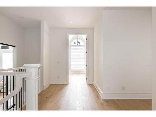 3 Arbourvale Common, St. Catharines, ON - Indoor Photo Showing Other Room