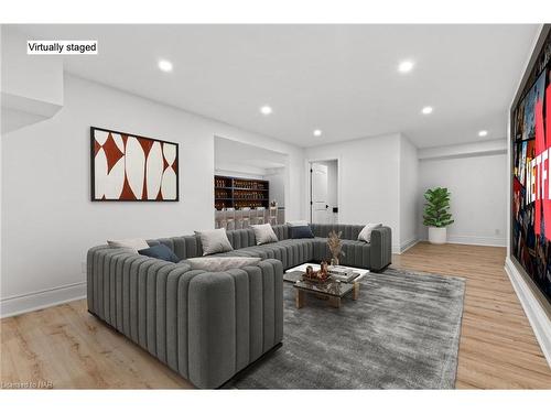 3 Arbourvale Common, St. Catharines, ON - Indoor Photo Showing Living Room