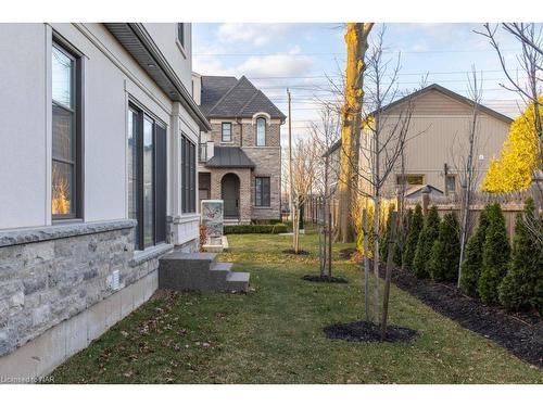3 Arbourvale Common, St. Catharines, ON - Outdoor