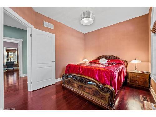 3676 Rebstock Road, Crystal Beach, ON - Indoor Photo Showing Bedroom