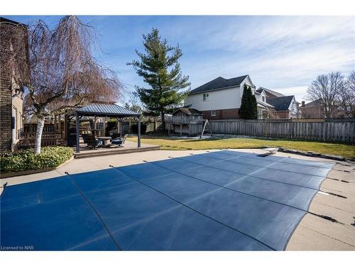 3412 Vinehaven Trail, Vineland, ON - Outdoor With In Ground Pool With Backyard