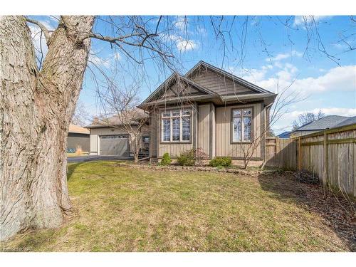 220 Elmwood Avenue, Crystal Beach, ON - Outdoor