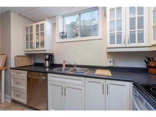 220 Elmwood Avenue, Crystal Beach, ON - Indoor Photo Showing Kitchen With Double Sink
