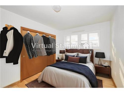 199 Thorold Road, Welland, ON - Indoor Photo Showing Bedroom