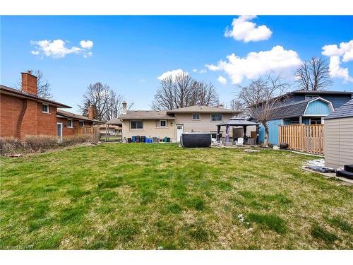 6536 Glengate Street, Niagara Falls, ON - Outdoor With Backyard With Exterior