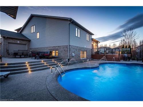 6608 Flora Court, Niagara Falls, ON - Outdoor With In Ground Pool With Deck Patio Veranda With Exterior