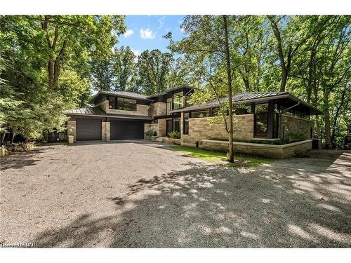 22 Melrose Drive, Niagara-On-The-Lake, ON - Outdoor