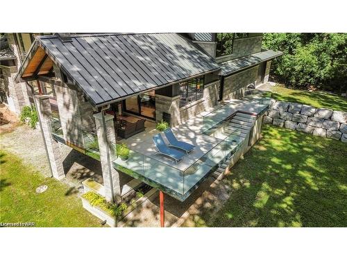 22 Melrose Drive, Niagara-On-The-Lake, ON - Outdoor