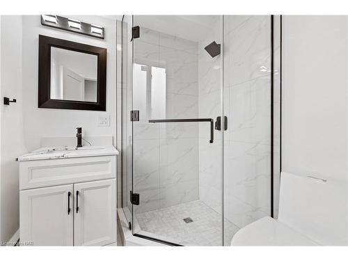 14 Glencairn Drive, St. Catharines, ON - Indoor Photo Showing Bathroom