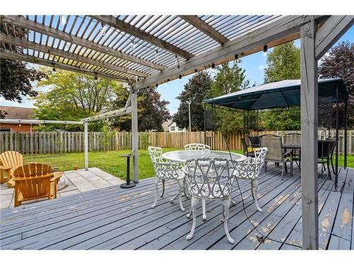 6 Lower Canada Drive, Niagara-On-The-Lake, ON - Outdoor With Deck Patio Veranda With Exterior