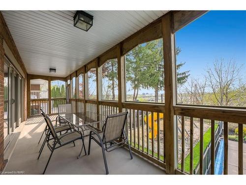 35 Clearview Heights, St. Catharines, ON - Outdoor With Deck Patio Veranda With Exterior