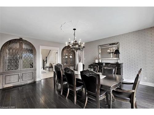 35 Clearview Heights, St. Catharines, ON - Indoor Photo Showing Dining Room