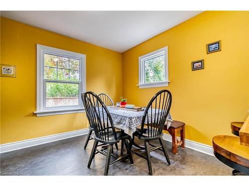 55 Smith Street, Welland, ON - Indoor Photo Showing Dining Room