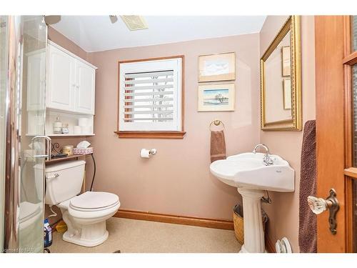280 Rosewood Avenue, Fort Erie, ON - Indoor Photo Showing Bathroom