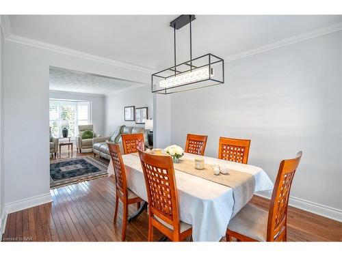 6 Fern Gate, Fonthill, ON - Indoor Photo Showing Dining Room