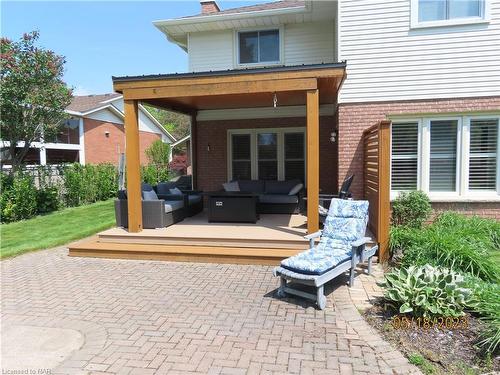 6 Fern Gate, Fonthill, ON - Outdoor With View