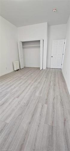 38 Division Street, Welland, ON - Indoor Photo Showing Other Room
