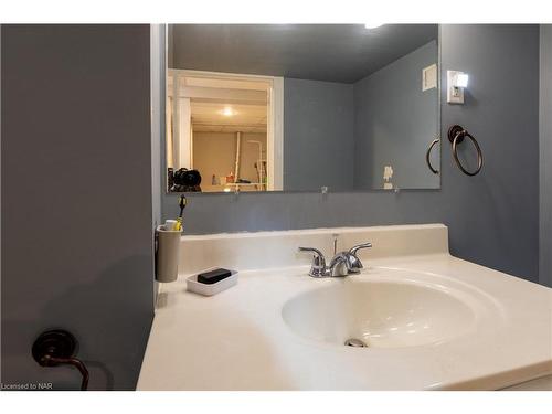 43 Greystone Crescent, St. Catharines, ON - Indoor Photo Showing Bathroom