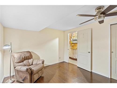 7042 Brittany Court, Niagara Falls, ON - Indoor Photo Showing Other Room