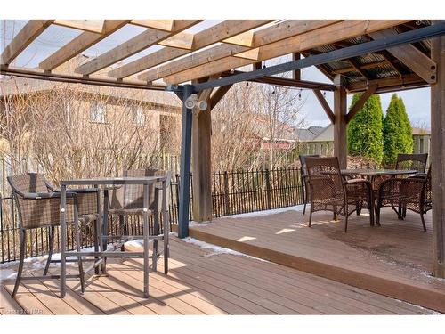 7042 Brittany Court, Niagara Falls, ON - Outdoor With Deck Patio Veranda With Exterior