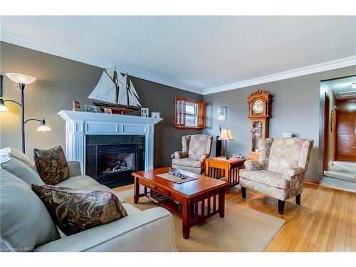 86 Brady Street, Port Colborne, ON - Indoor Photo Showing Living Room With Fireplace