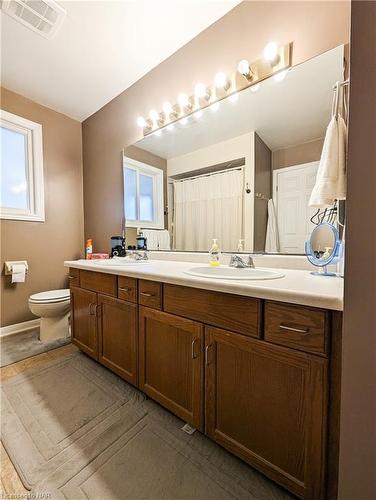 6291 Sherri Avenue, Niagara Falls, ON - Indoor Photo Showing Bathroom