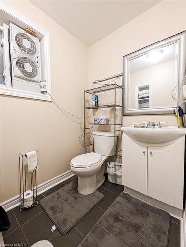 6291 Sherri Avenue, Niagara Falls, ON - Indoor Photo Showing Bathroom