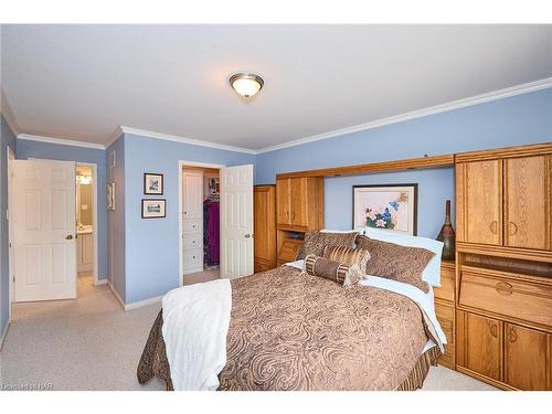 1063 Hansler Road, Welland, ON - Indoor Photo Showing Bedroom