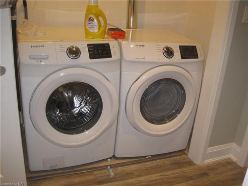 55 Leeper Street, St. Catharines, ON - Indoor Photo Showing Laundry Room
