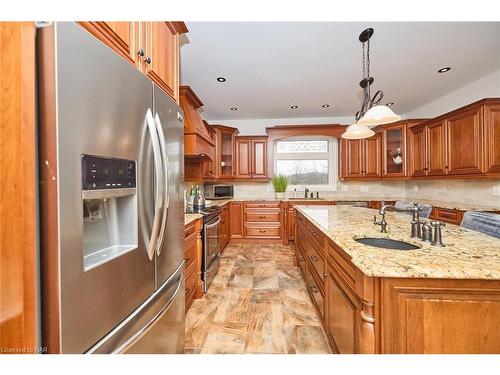 50460 Phillips Road, Wainfleet, ON - Indoor Photo Showing Kitchen