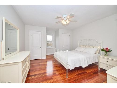 50460 Phillips Road, Wainfleet, ON - Indoor Photo Showing Bedroom