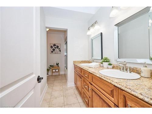 50460 Phillips Road, Wainfleet, ON - Indoor Photo Showing Bathroom