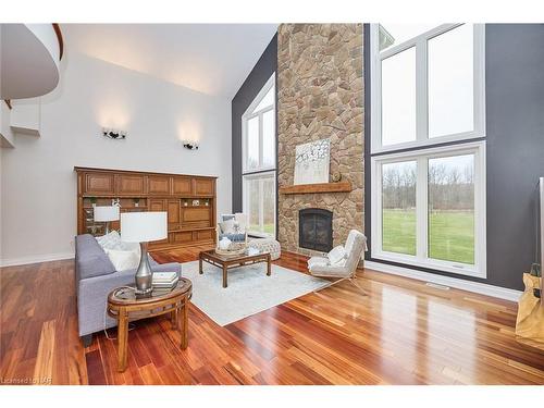 50460 Phillips Road, Wainfleet, ON - Indoor Photo Showing Living Room With Fireplace