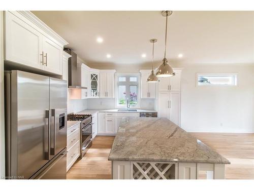 Lot 2 - 3151 Montrose Road, Niagara Falls, ON - Indoor Photo Showing Kitchen With Upgraded Kitchen