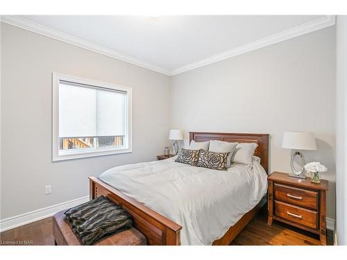 708 Clarence Street, Port Colborne, ON - Indoor Photo Showing Bedroom