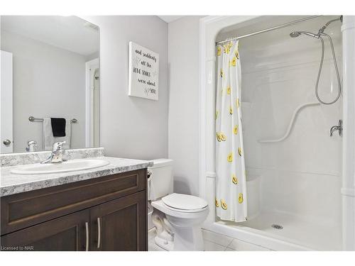 4238 Village Creek Drive, Stevensville, ON - Indoor Photo Showing Bathroom