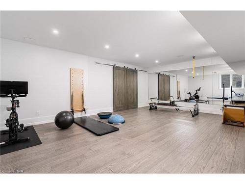 11 Woodbourne Court, Niagara-On-The-Lake, ON - Indoor Photo Showing Gym Room