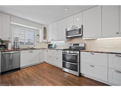 10-6910 Kalar Road, Niagara Falls, ON - Indoor Photo Showing Kitchen With Upgraded Kitchen