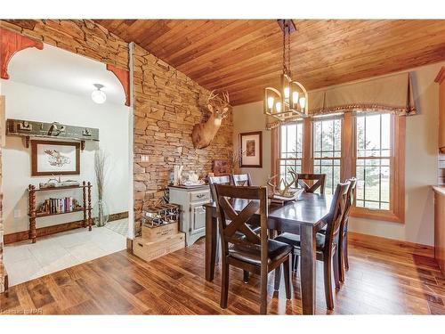 1791 White Road, Port Colborne, ON - Indoor Photo Showing Dining Room