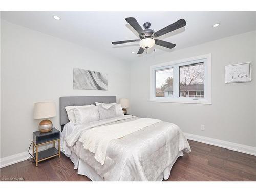 3873 Glenview Drive, Lincoln, ON - Indoor Photo Showing Bedroom