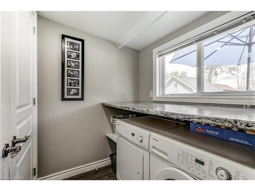 12281 Lakeshore Road, Wainfleet, ON - Indoor Photo Showing Laundry Room