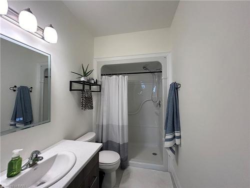 431 Williams Crescent, Fort Erie, ON - Indoor Photo Showing Bathroom