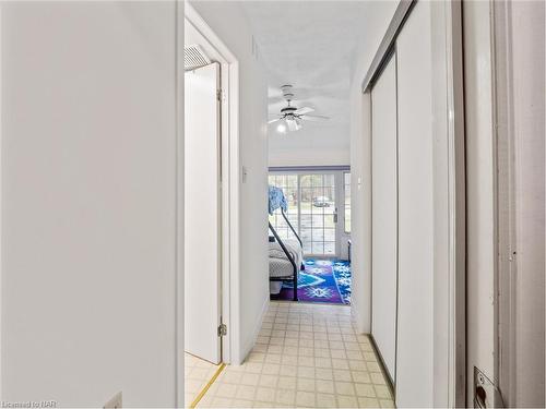 378 Willowood Avenue, Crystal Beach, ON - Indoor Photo Showing Other Room